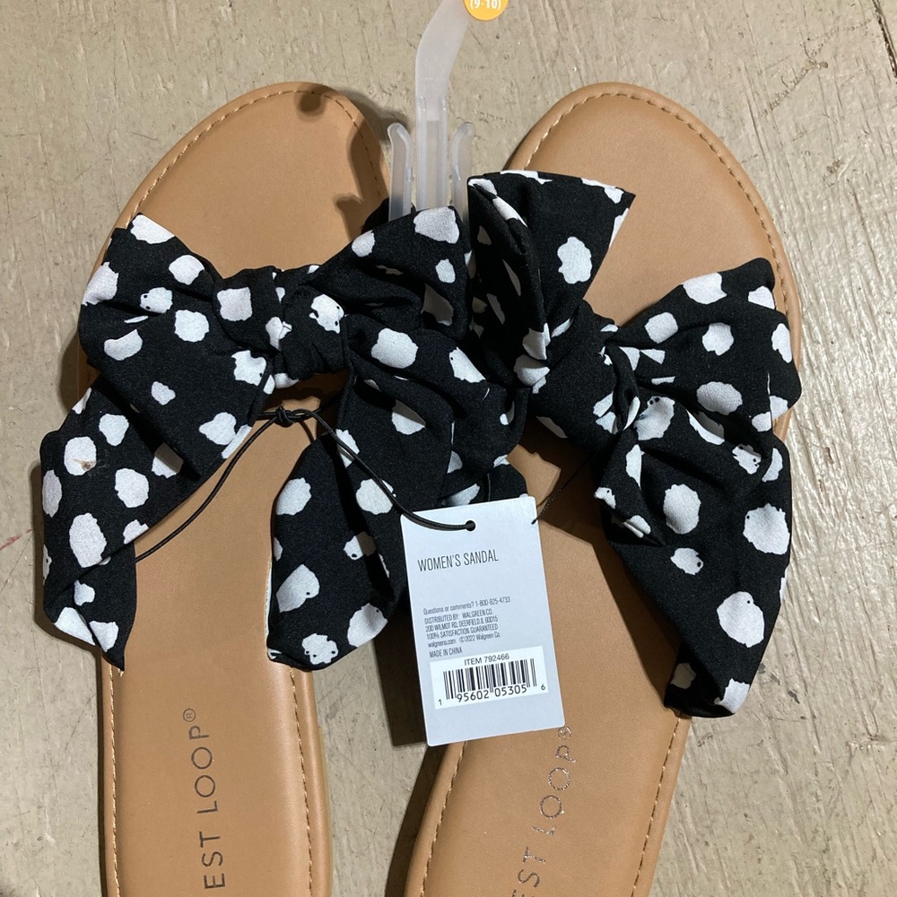 COPY - NWT West Loop Women's Black and White Sandals